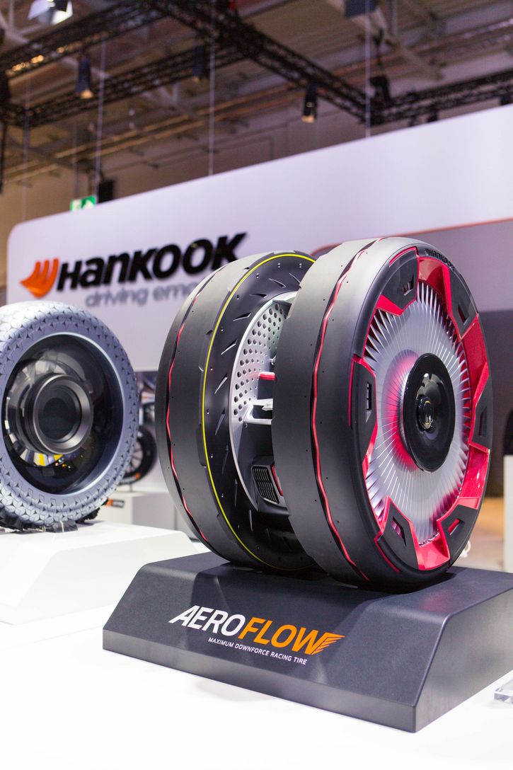 Hankook Tire presents new futuristic concept tyres at the Essen Motor Show 2018